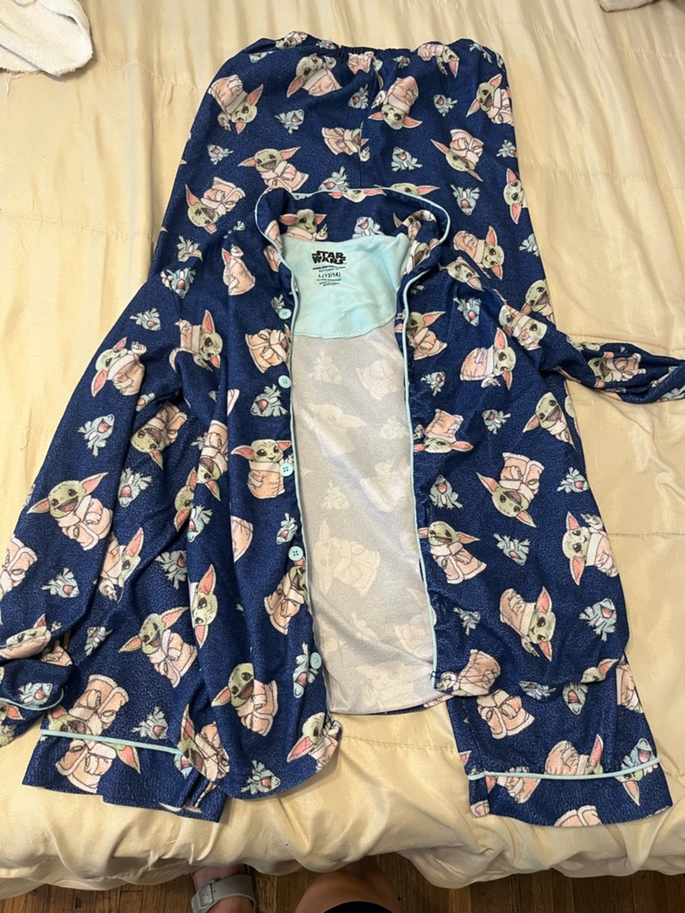 Star Wars Grogu Navy and Light Green Pajama Top